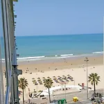Playa Victoria Paseo Maritimo 3