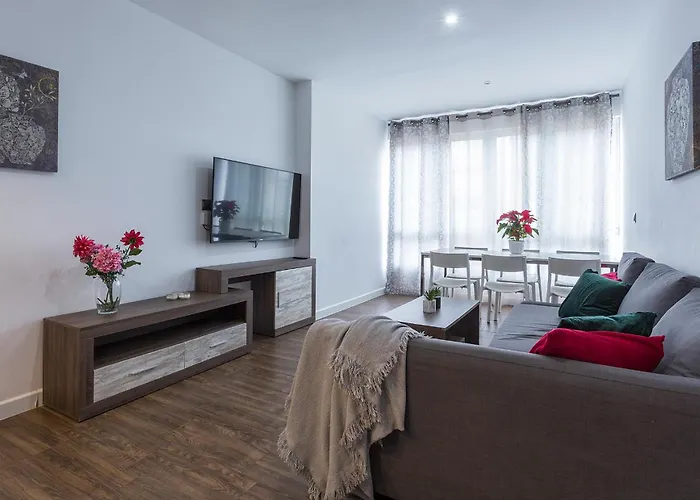 Apartamento Playa Victoria Paseo Marítimo 3 *